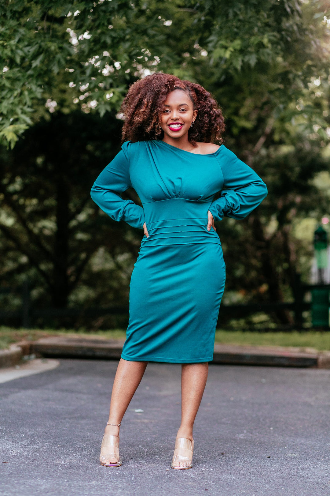 Executive Boat-neck Off-shoulder Dress